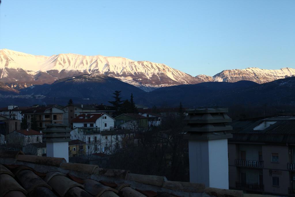 Angelino Home Сулмона Стая снимка